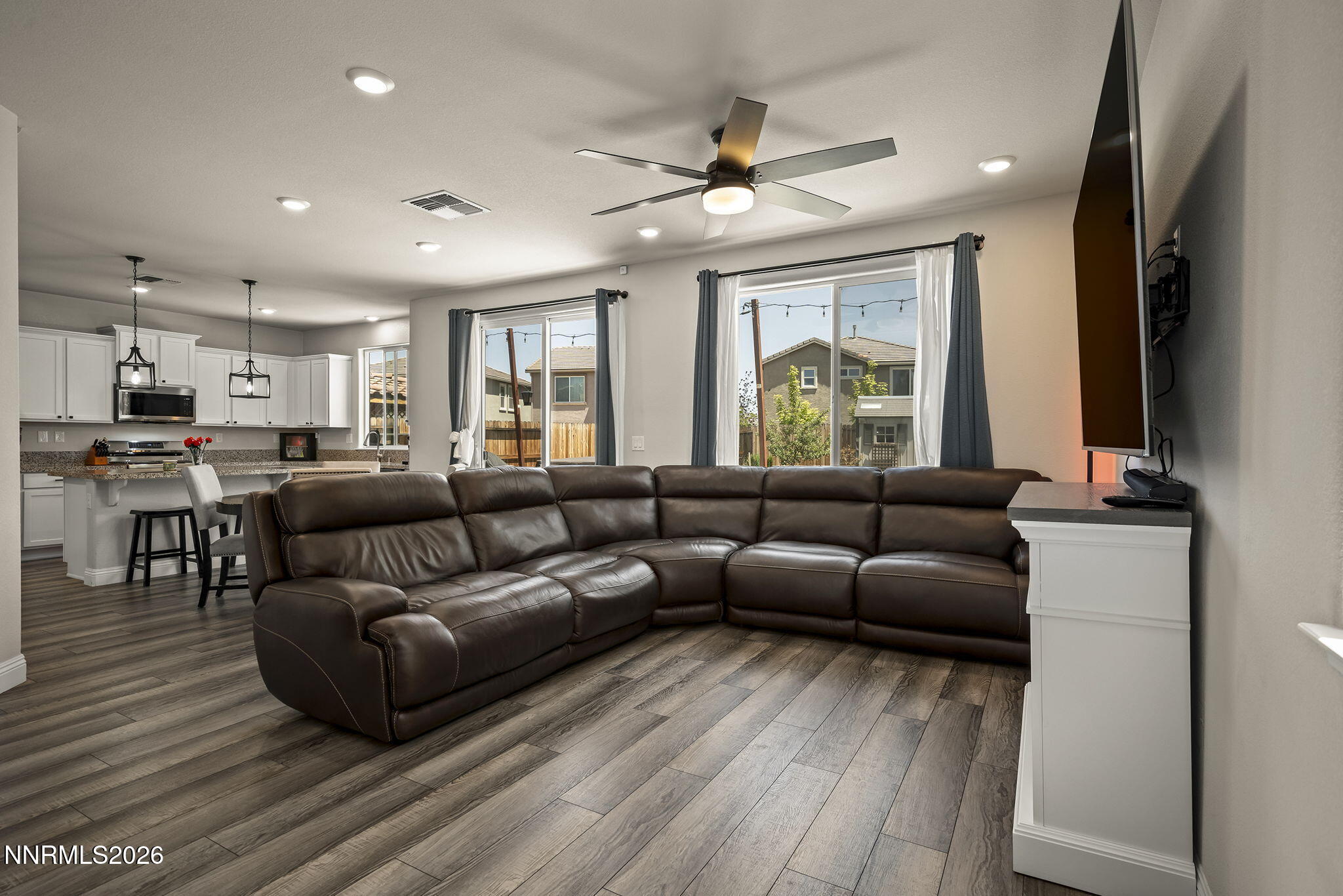 2250 Symphony Way Reno, NV 89521 - Photo 16 of 37 18-web-or-mls-_DSC4486