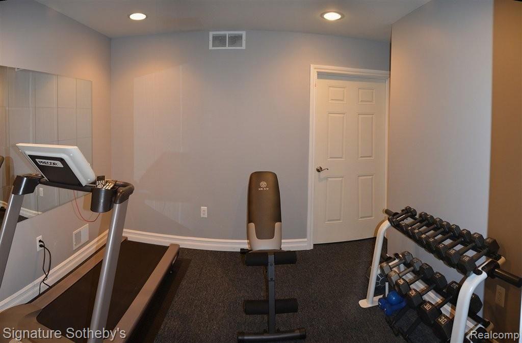 83 Londonderry Lane Rochester, MI 48306 - Photo 10 of 25 Workout Room