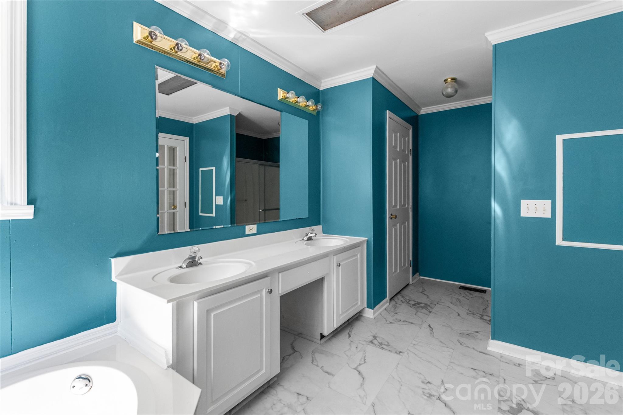 434 Rutledge Drive Catawba, SC 29704 - Photo 23 of 39 a bathroom with a sink and mirror