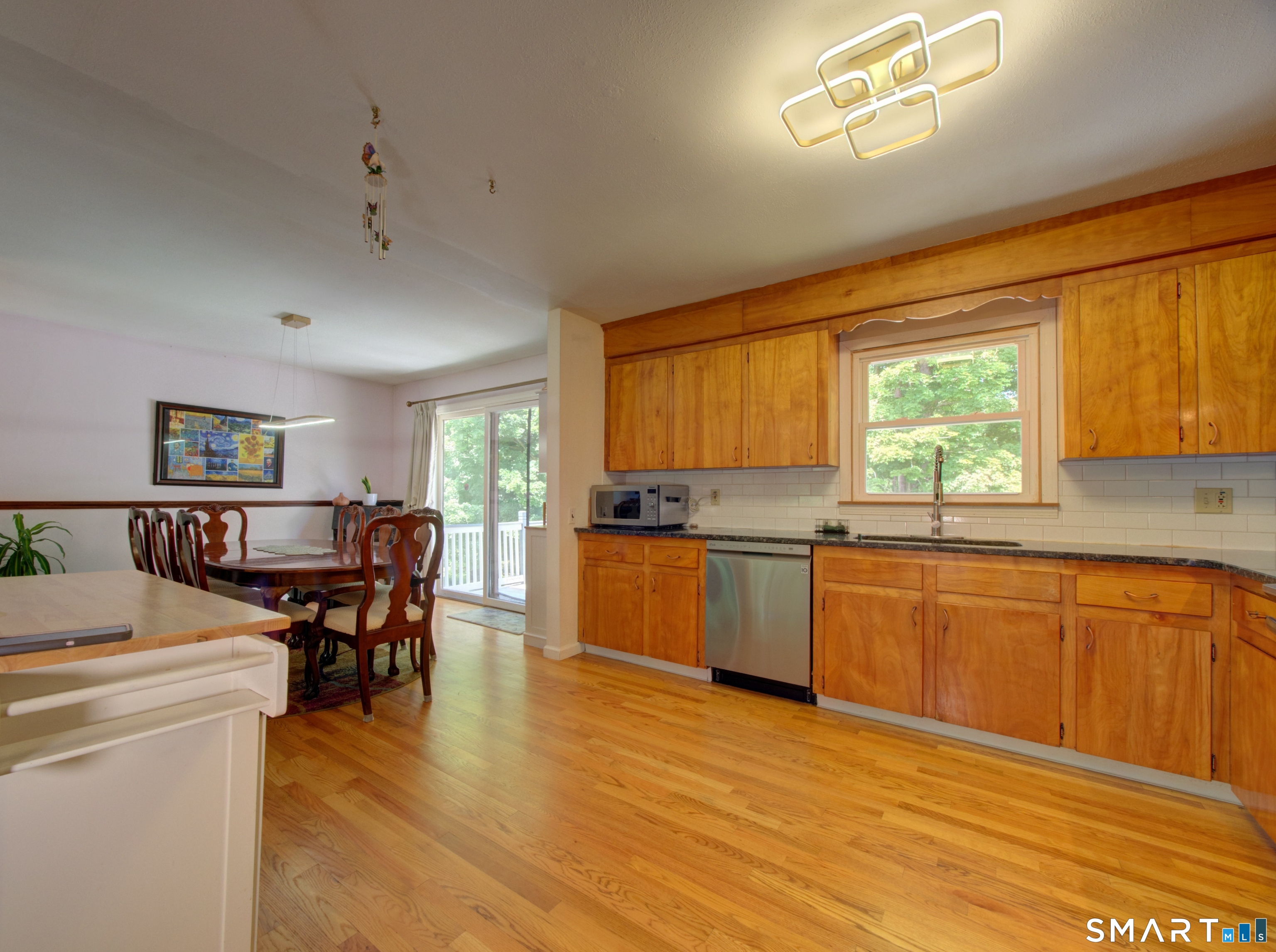 232 Forest Road Mansfield, CT 06268 - Photo 18 of 40