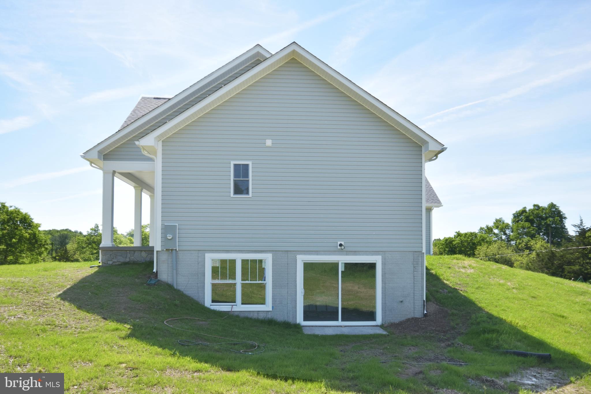 286 Riding Chapel Road Stephens City, VA 22655 - Photo 5 of 41 side