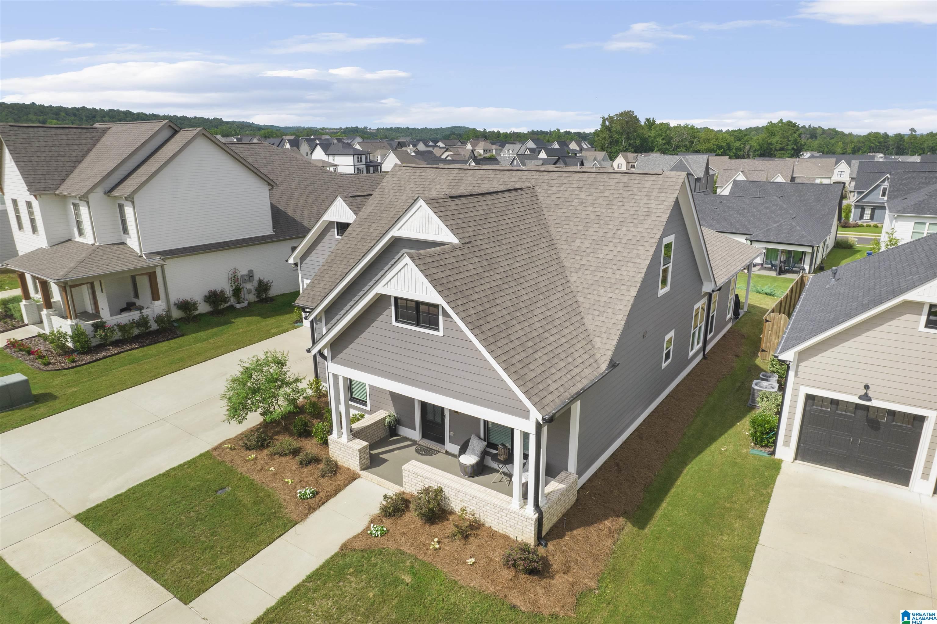 1749 Coates Pass Birmingham, AL 35244 - Photo 4 of 50