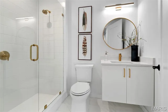 $995,000 | 215 North Sarah Street, Unit 8, St. Louis, MO 63108