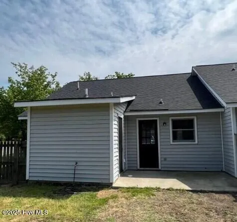 $1,250 | 2123 East 4th Street, Greenville, NC 27858