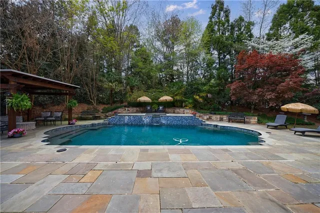 $1,749,500 | 2005 Westbourne Way, Alpharetta, GA 30022