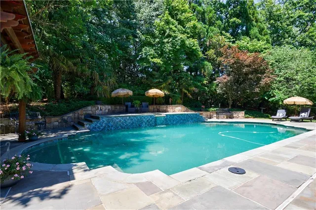 $1,749,500 | 2005 Westbourne Way, Alpharetta, GA 30022