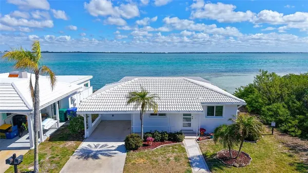 $1,199,000 | 948 Spanish Drive South, Longboat Key, FL 34228