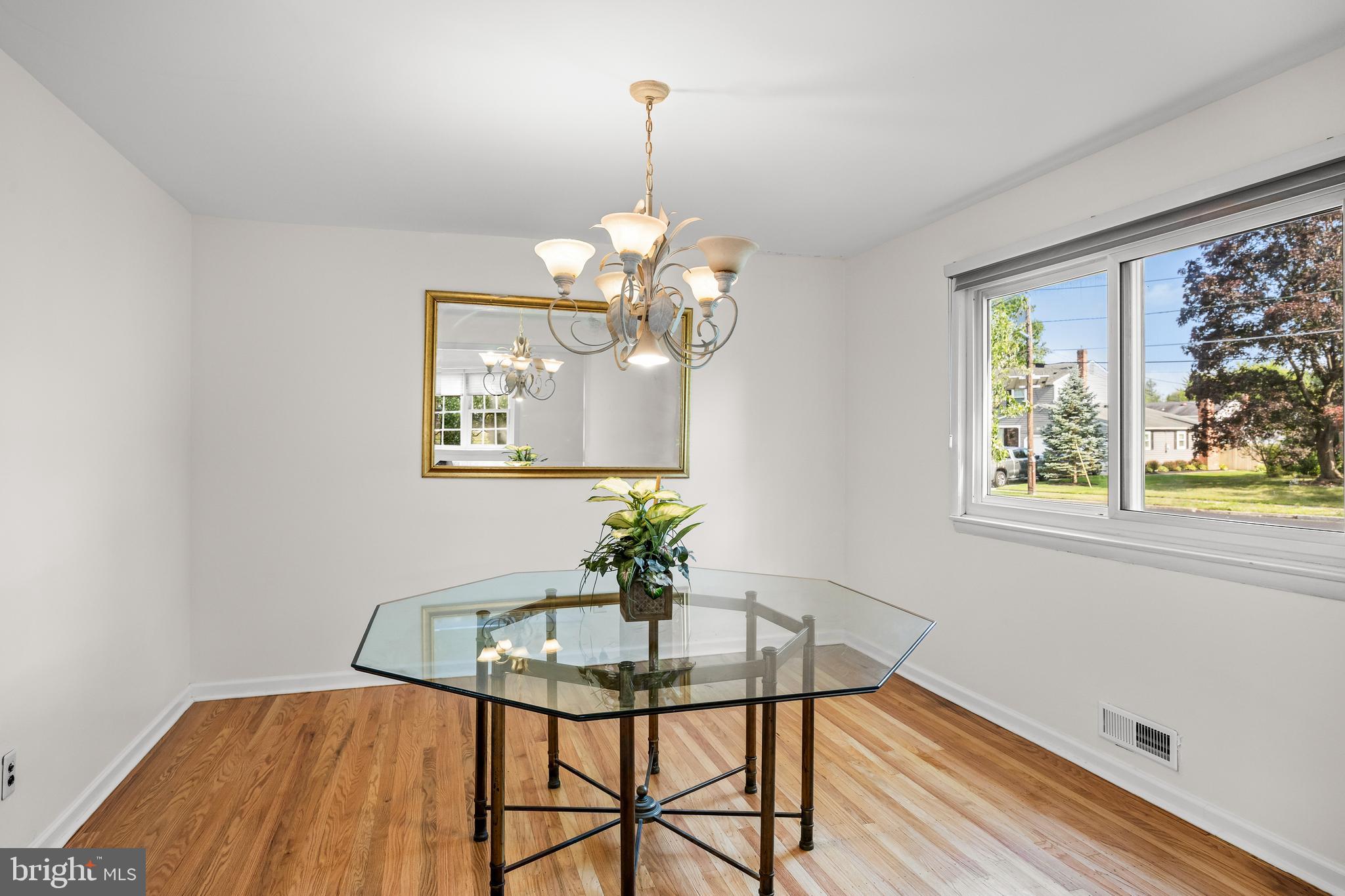200 Roanoke Road Cherry Hill, NJ 08003 - Photo 8 of 31 Gallery Image 8