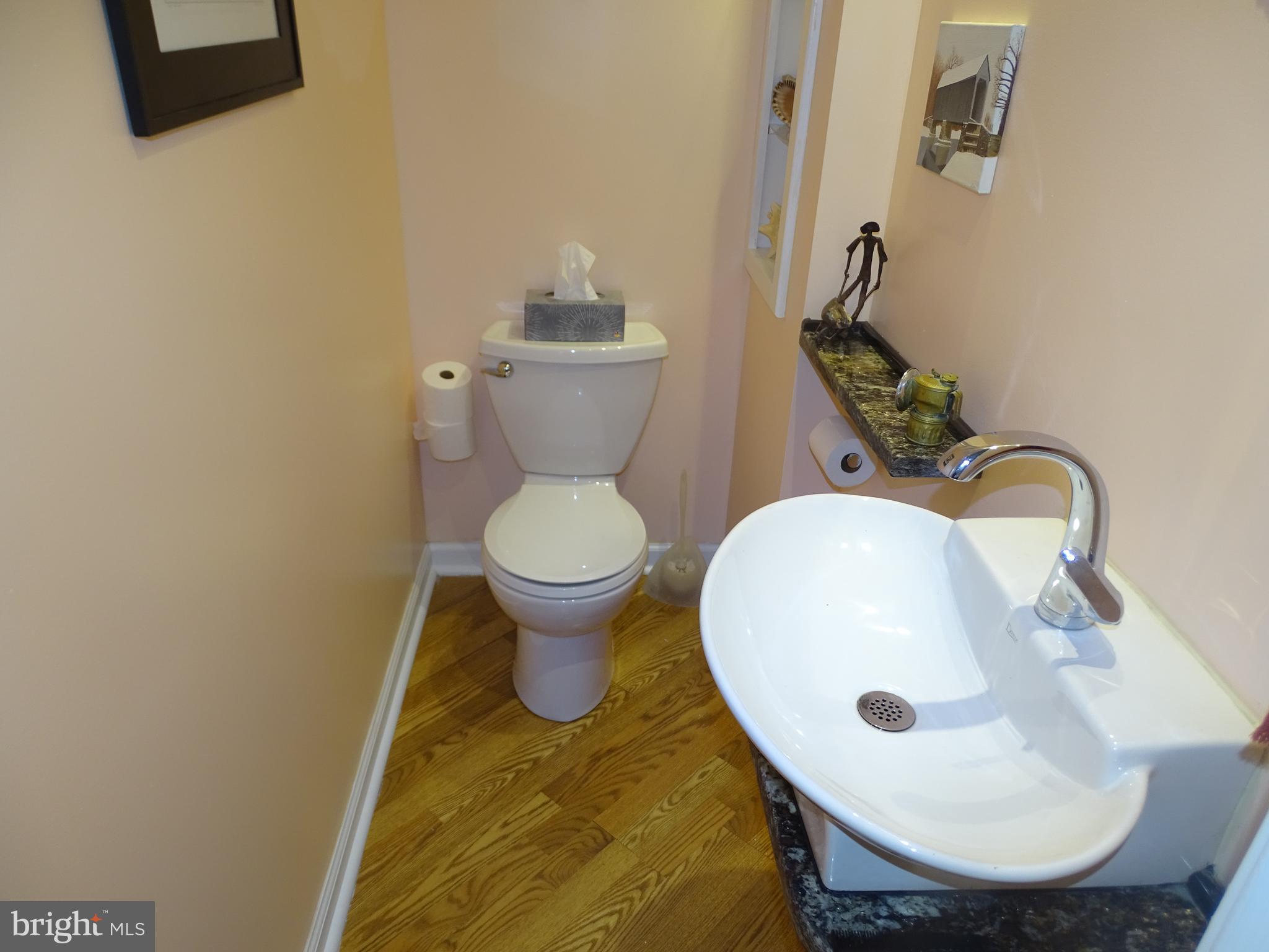 699 Cedarbrook Road Southampton, PA 18966 - Photo 13 of 30 Powder Room