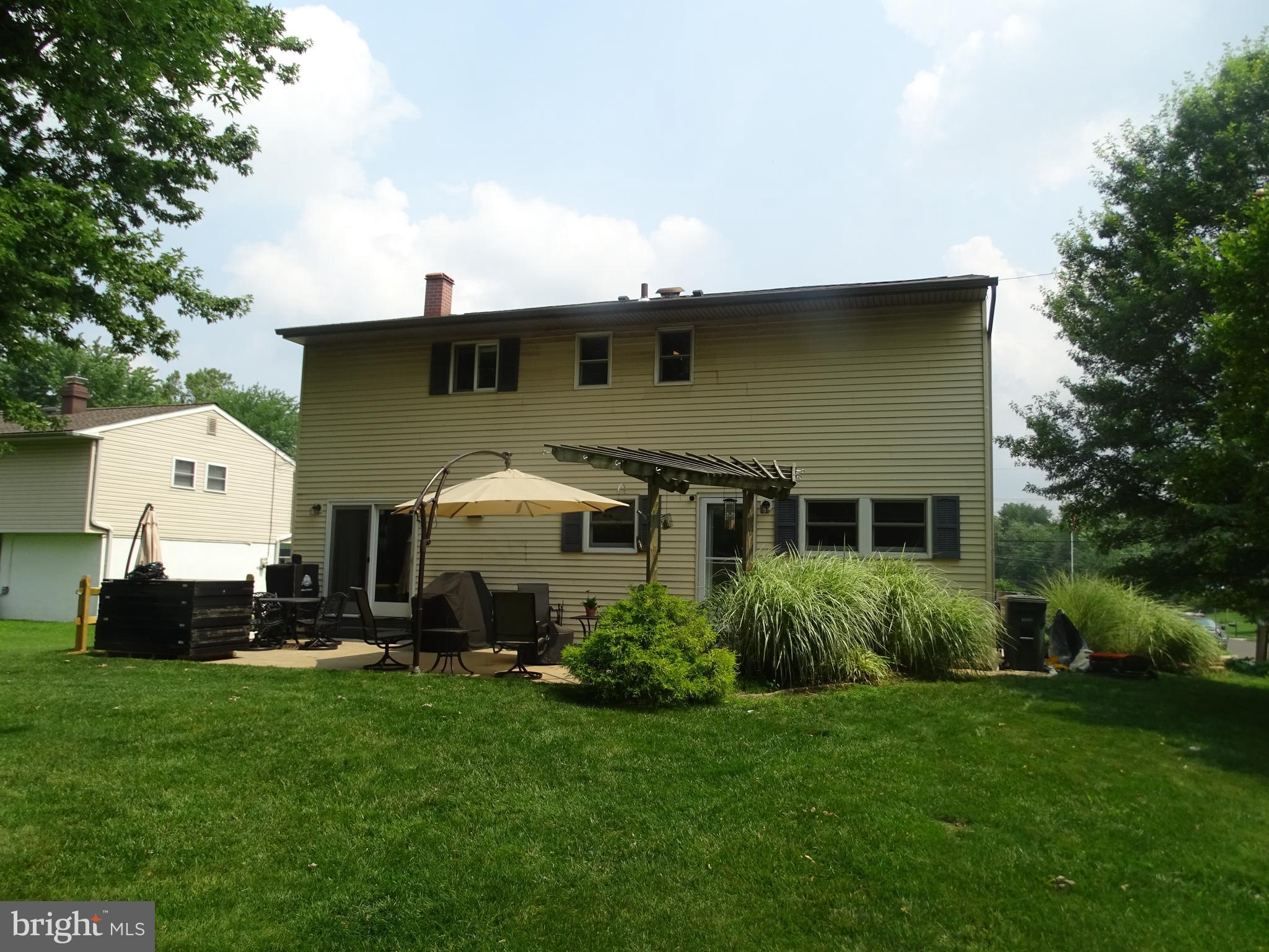 699 Cedarbrook Road Southampton, PA 18966 - Photo 25 of 30 Rear Yard Corner Lot