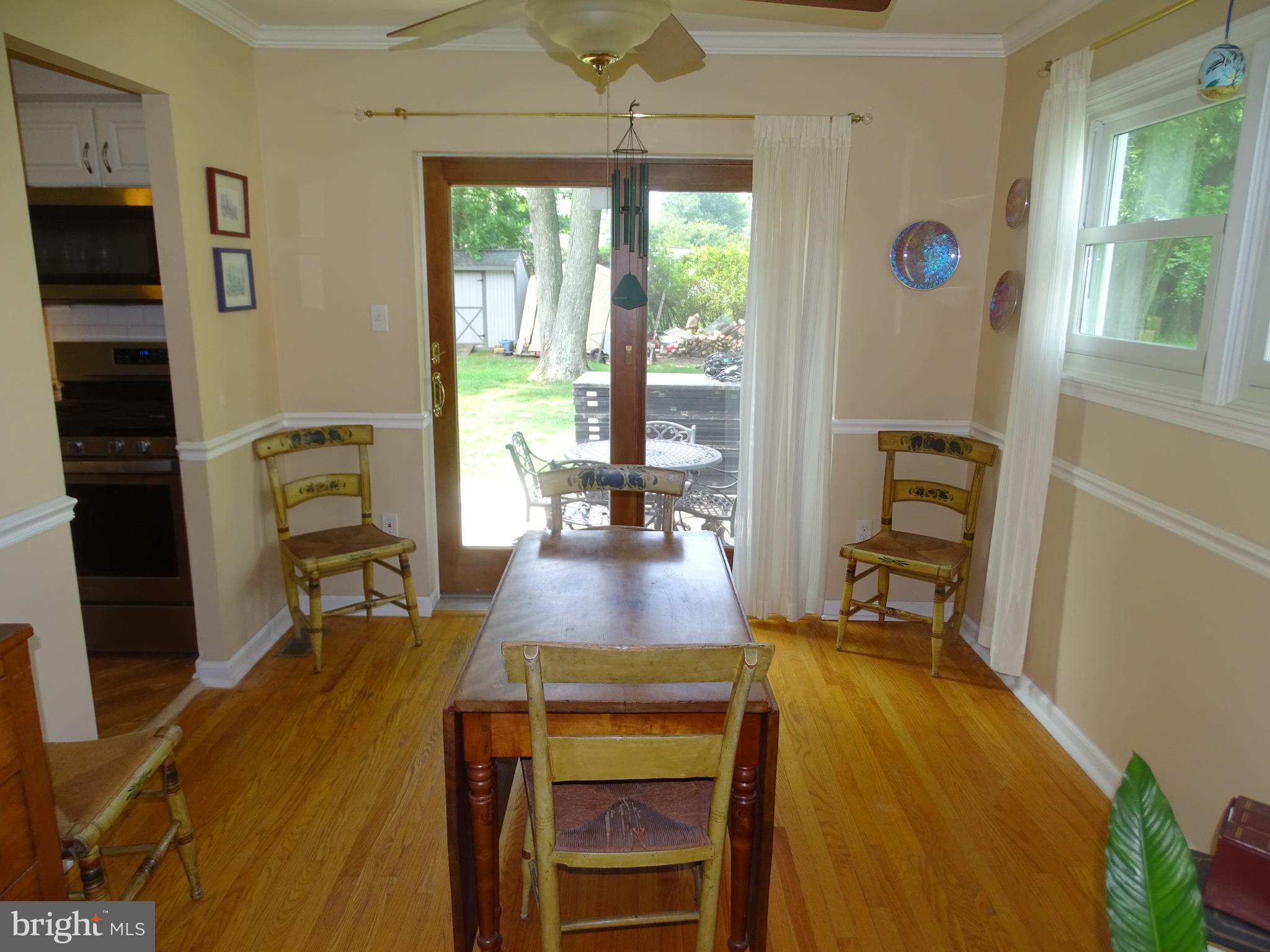 699 Cedarbrook Road Southampton, PA 18966 - Photo 5 of 30 Formal Dining Room 6' Sliding Door to Rear Yard