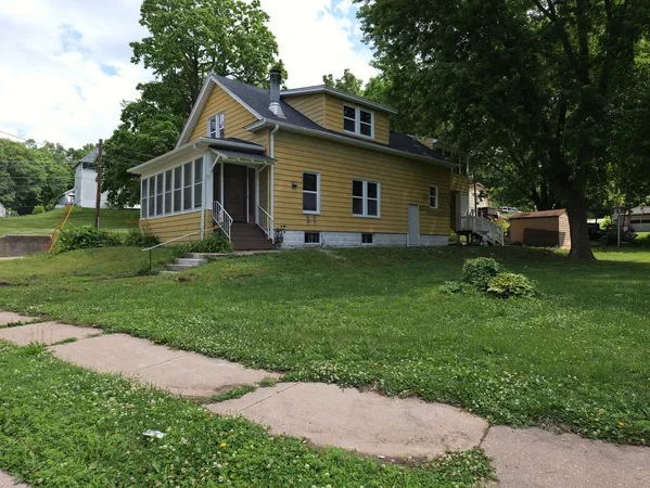$119,000 | 941 Sylvan Avenue, Davenport, IA 52803