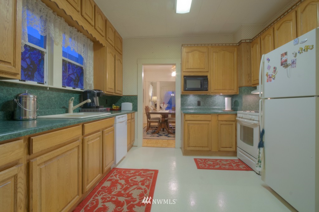 334 North 70th Street Seattle, WA 98103 - Photo 11 of 25 Gallery Image 11