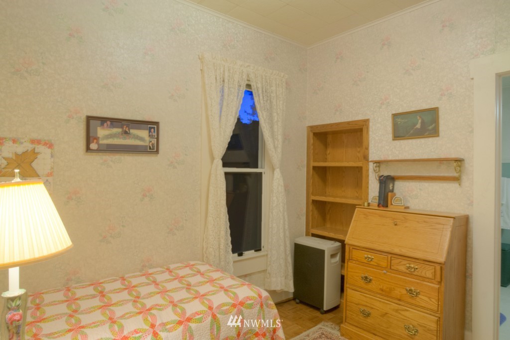 334 North 70th Street Seattle, WA 98103 - Photo 12 of 25 Gallery Image 12