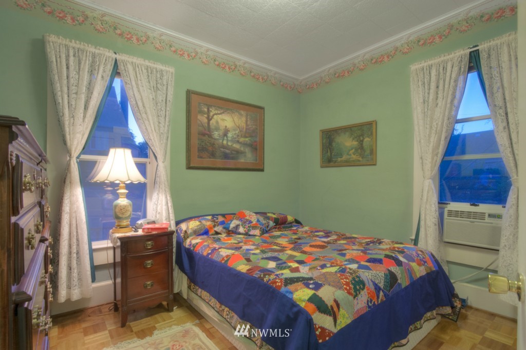334 North 70th Street Seattle, WA 98103 - Photo 14 of 25 Gallery Image 14
