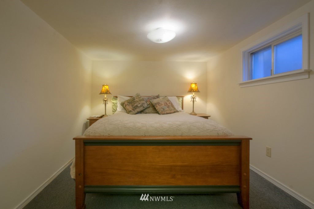334 North 70th Street Seattle, WA 98103 - Photo 16 of 25 Gallery Image 16