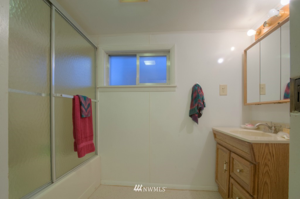 334 North 70th Street Seattle, WA 98103 - Photo 17 of 25 Gallery Image 17