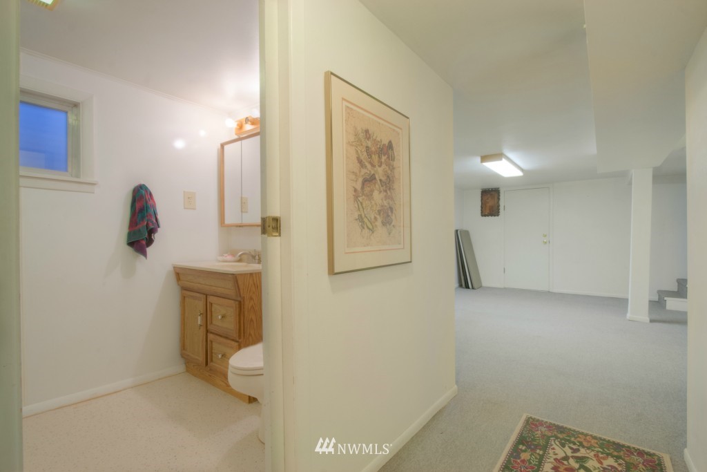 334 North 70th Street Seattle, WA 98103 - Photo 19 of 25 Gallery Image 19