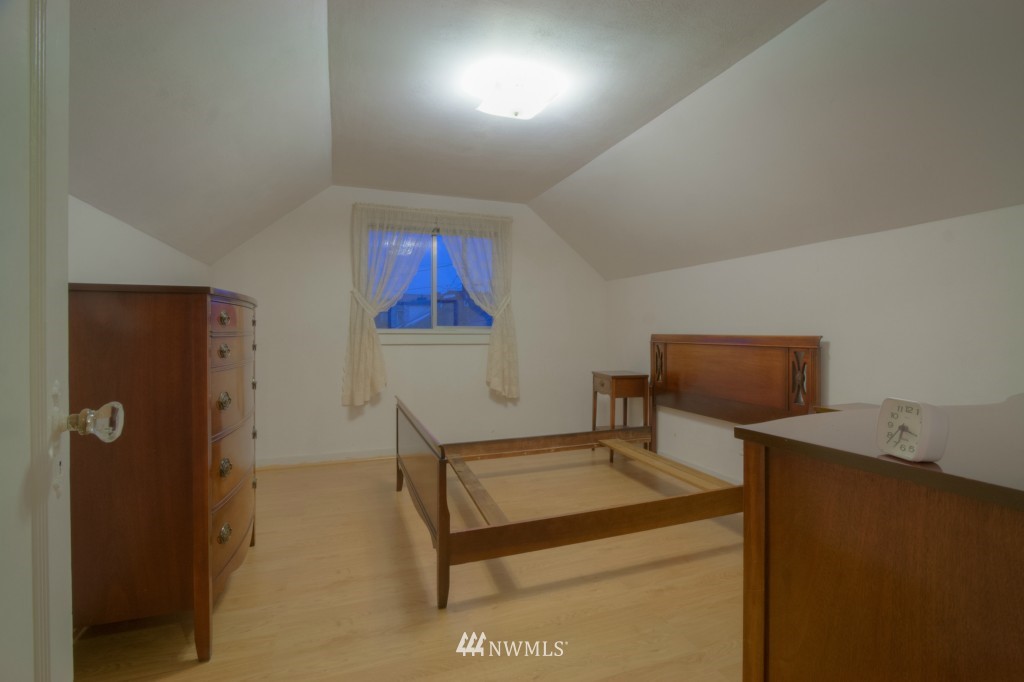 334 North 70th Street Seattle, WA 98103 - Photo 21 of 25 Gallery Image 21