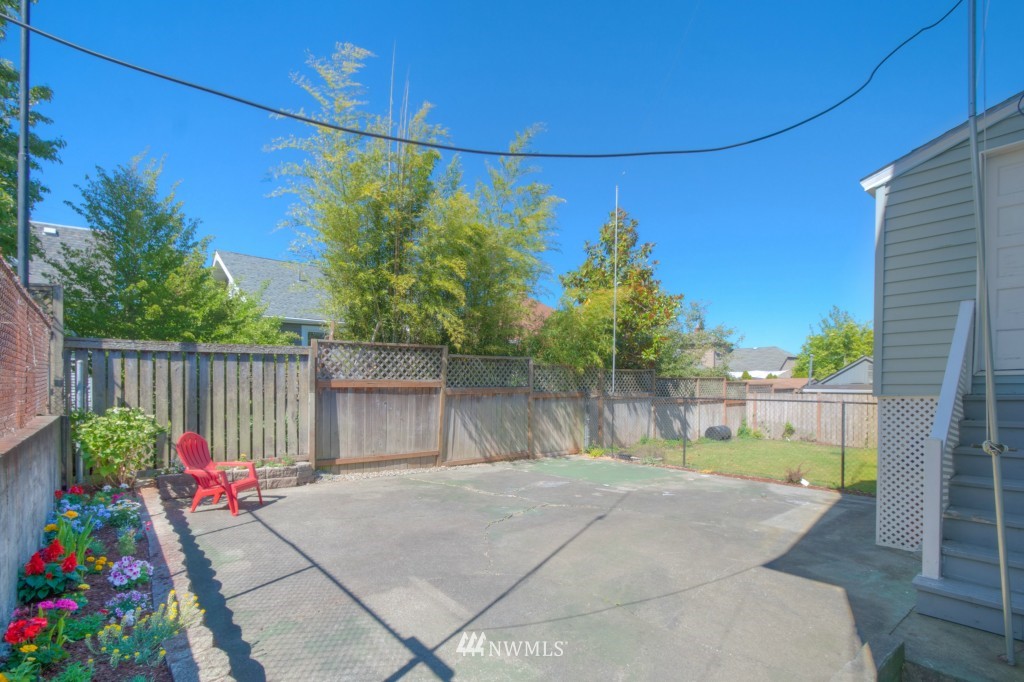 334 North 70th Street Seattle, WA 98103 - Photo 24 of 25 Gallery Image 24