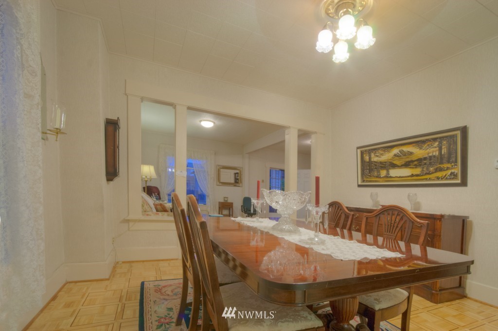 334 North 70th Street Seattle, WA 98103 - Photo 8 of 25 Gallery Image 8