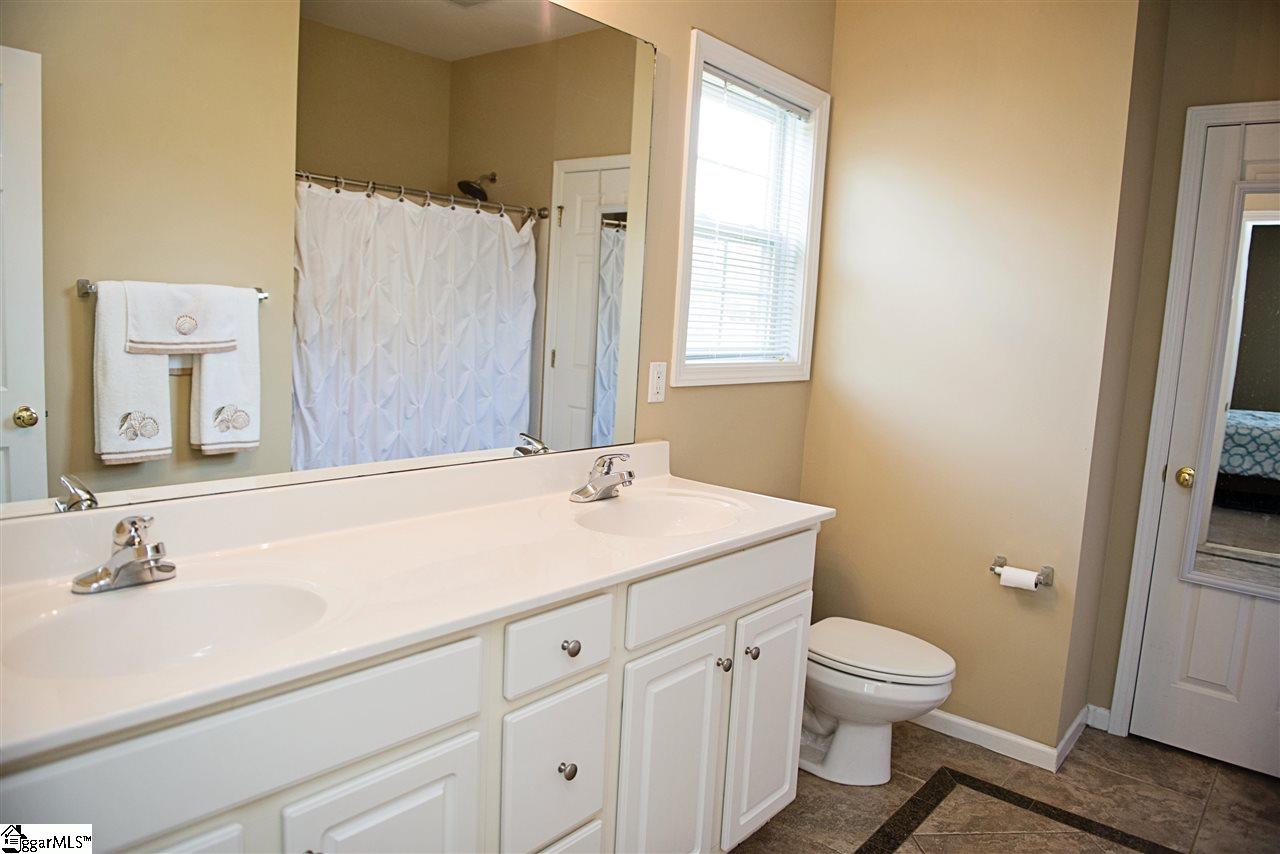 469 Slate Drive Boiling Springs, SC 29316 - Photo 15 of 32 Gallery Image 15