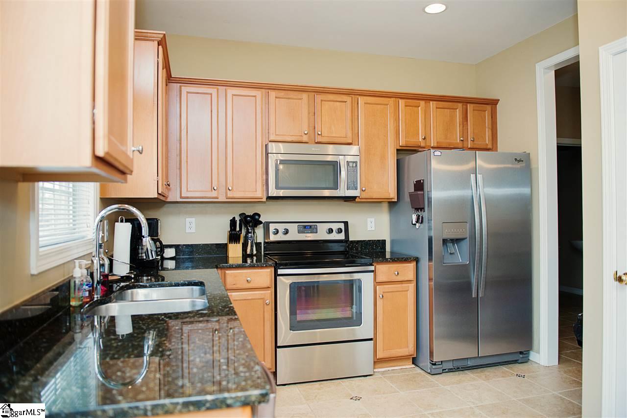 469 Slate Drive Boiling Springs, SC 29316 - Photo 4 of 32 Gallery Image 4