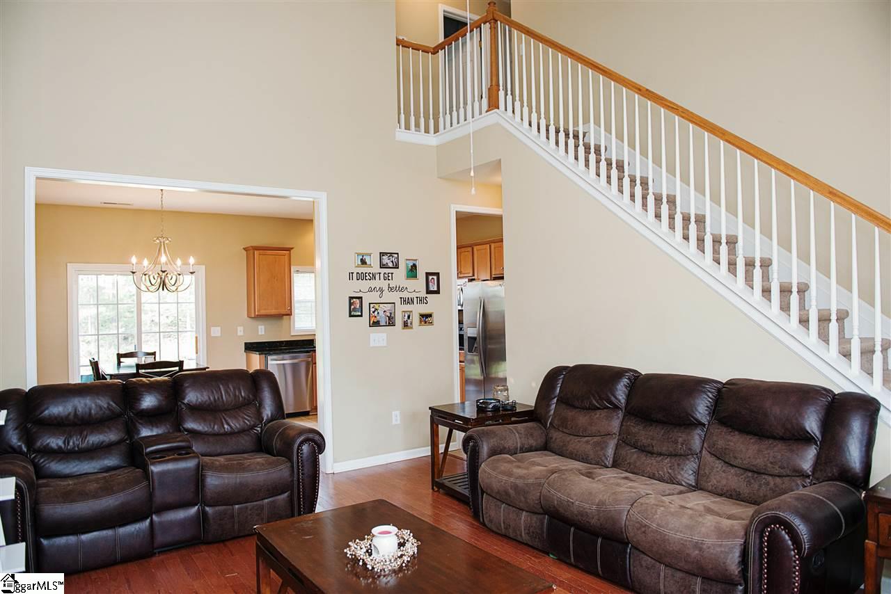 469 Slate Drive Boiling Springs, SC 29316 - Photo 8 of 32 Gallery Image 8