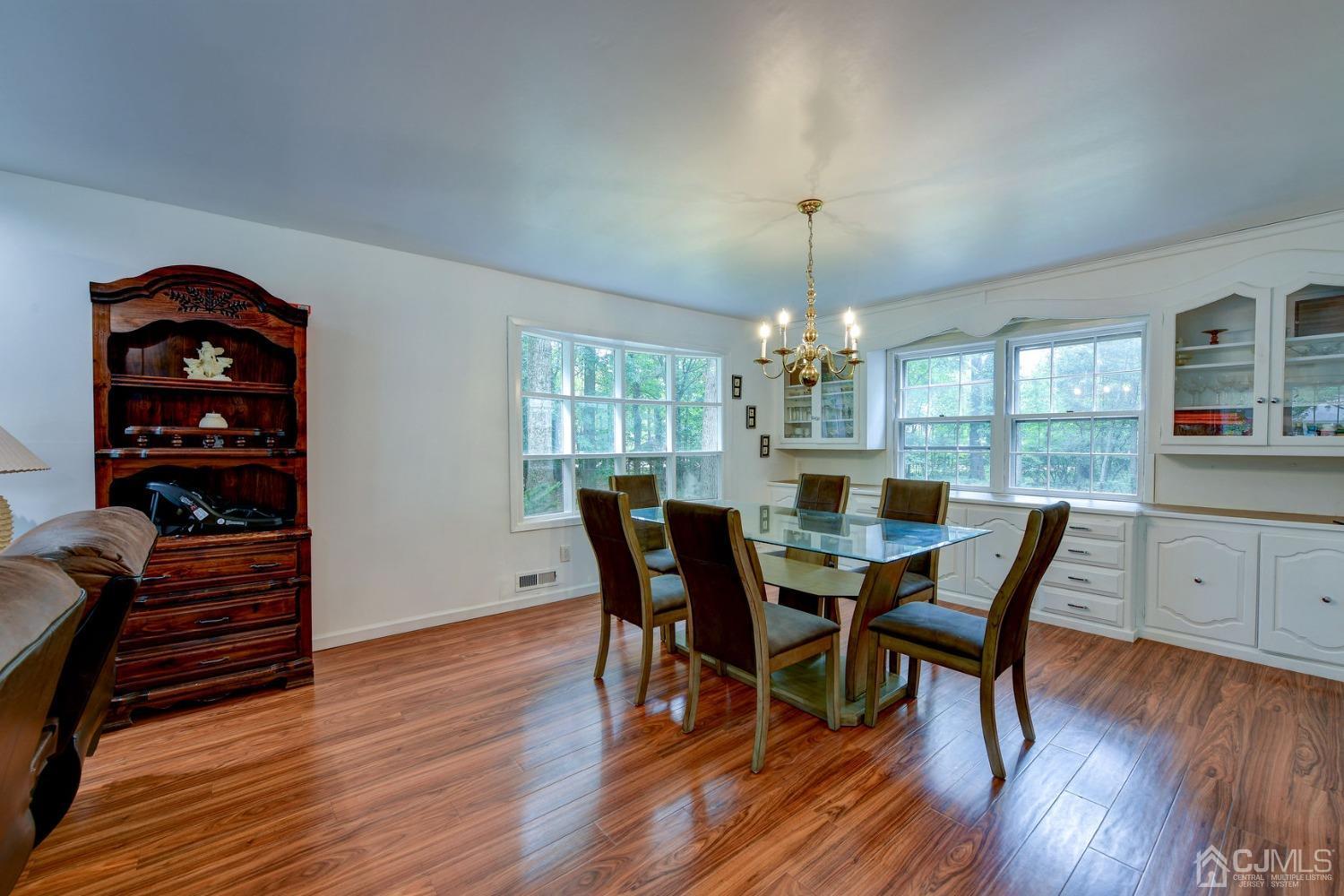 120 Sherwood Road Colonia, NJ 07067 - Photo 11 of 43 Gallery Image 11