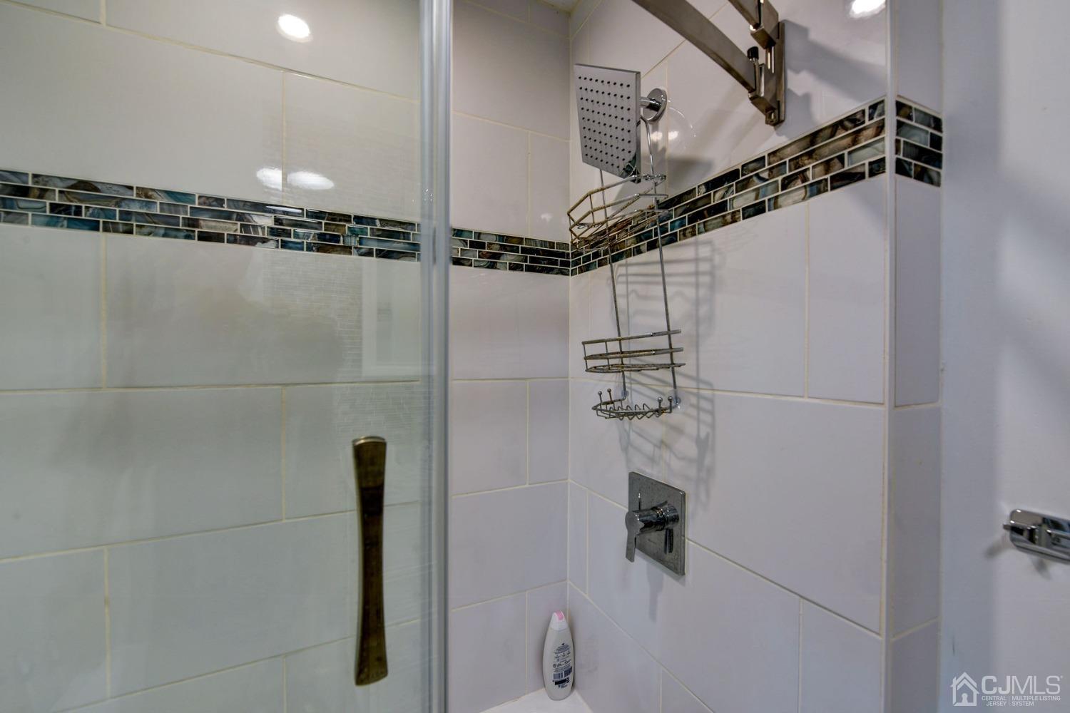 120 Sherwood Road Colonia, NJ 07067 - Photo 25 of 43 Gallery Image 25