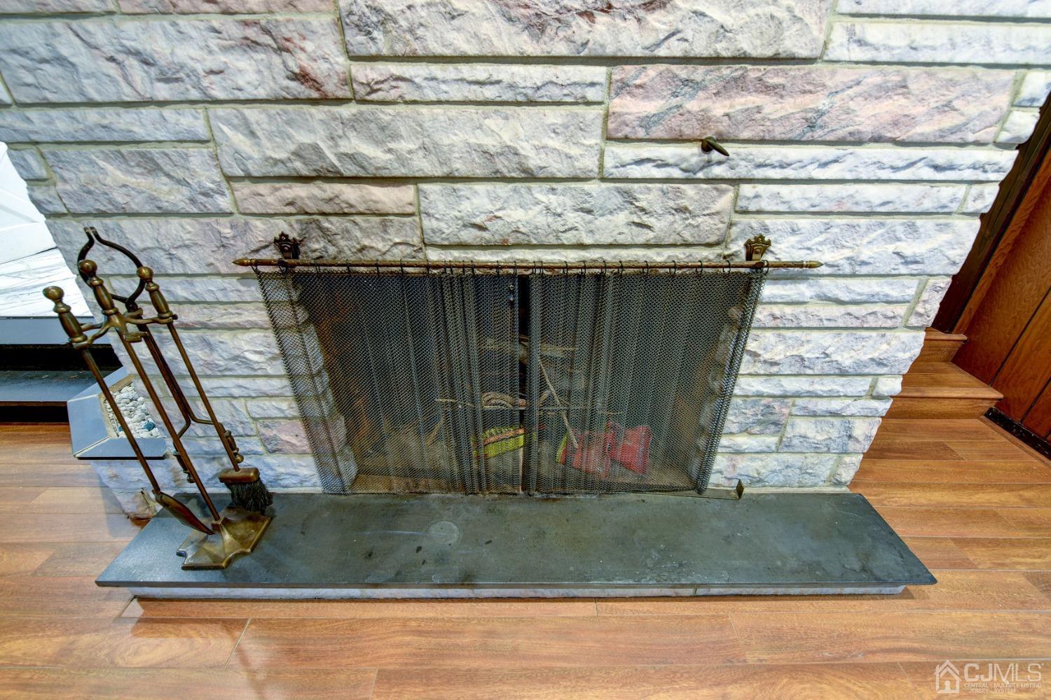 120 Sherwood Road Colonia, NJ 07067 - Photo 8 of 43 Gallery Image 8