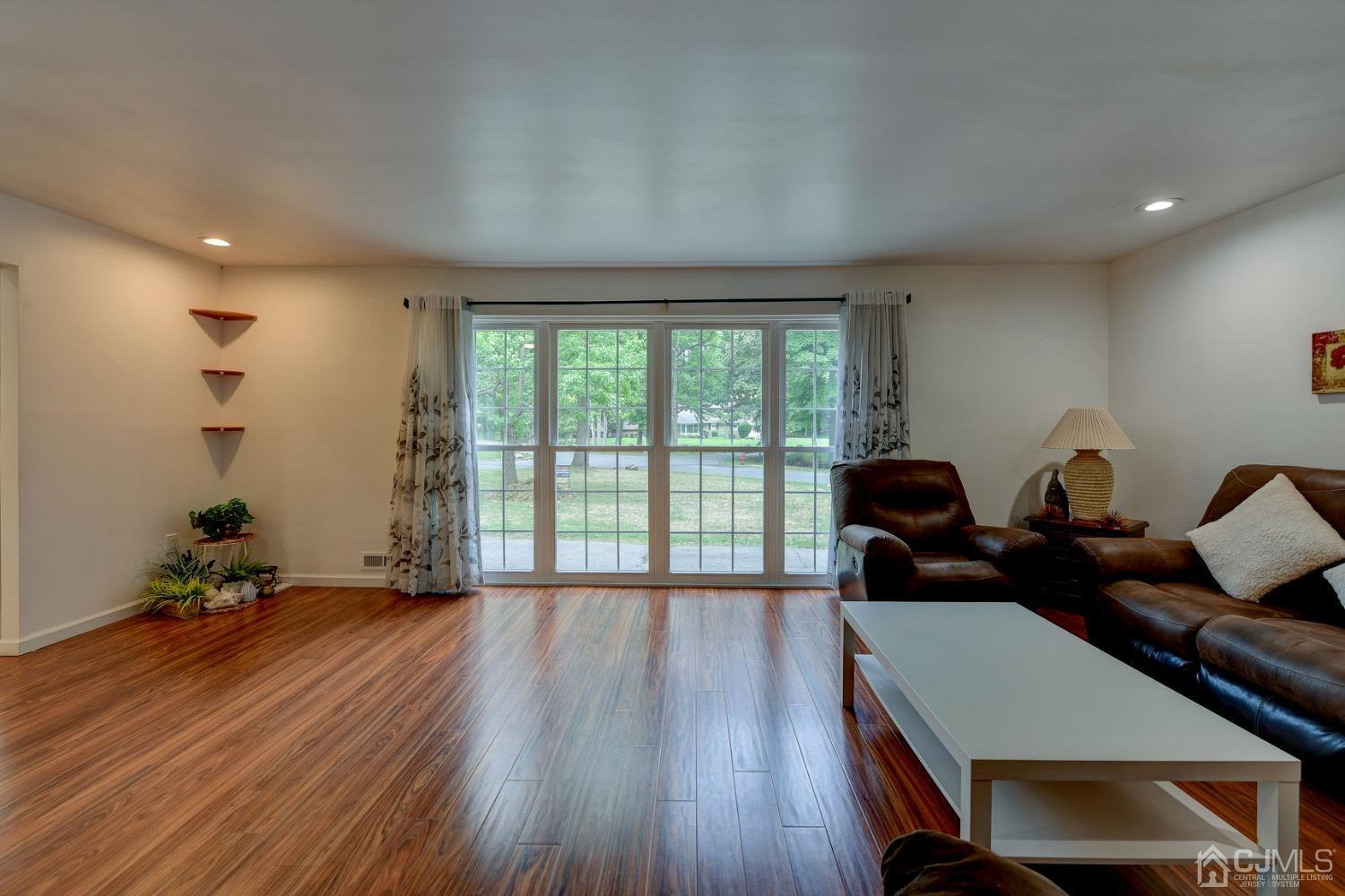120 Sherwood Road Colonia, NJ 07067 - Photo 10 of 43 Gallery Image 10