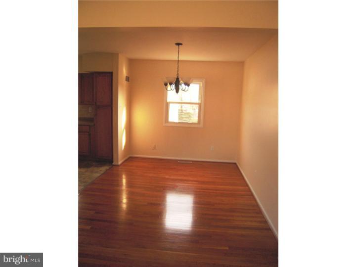 404 Elderfield Road Newark, DE 19713 - Photo 4 of 11 Gallery Image 4
