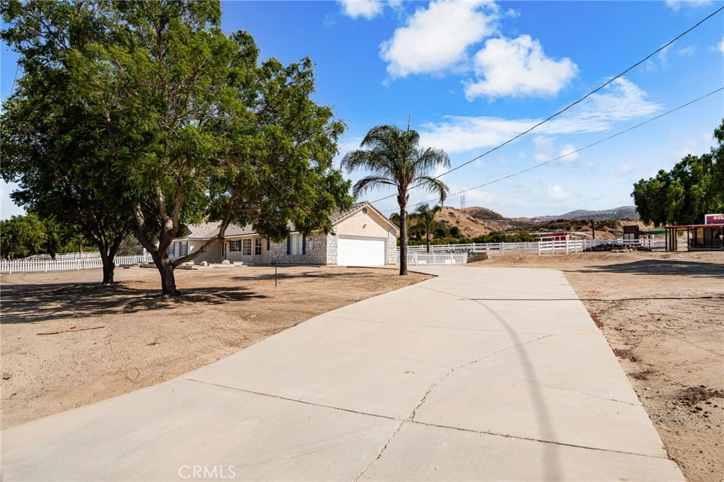 28442 San Timoteo Canyon Road Redlands, CA 92373 - Photo 9 of 77