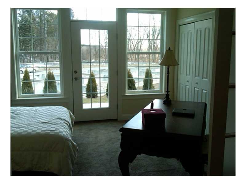 315 Old River Road, Unit 40 Lincoln, RI 02838 - Photo 7 of 9 Bedroom.