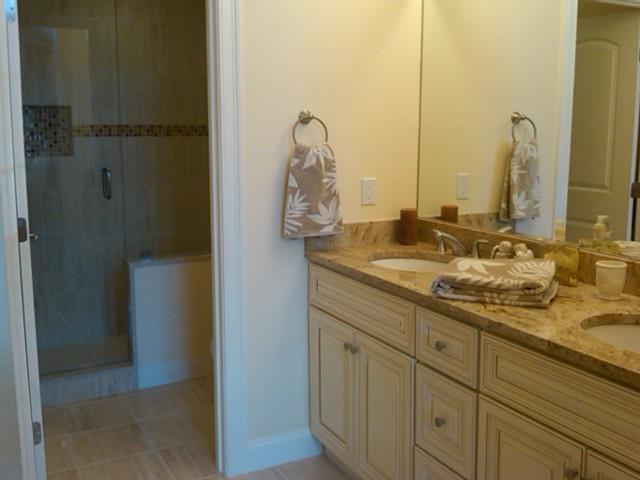 315 Old River Road, Unit 40 Lincoln, RI 02838 - Photo 8 of 9 Master Bath/Spa.