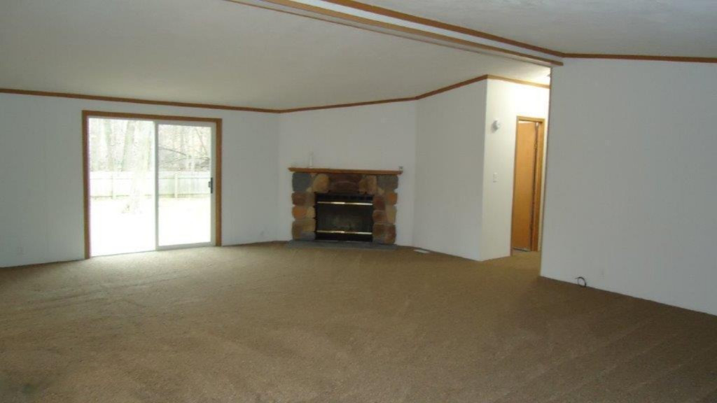 2352 Debaker Road Muskegon, MI 49442 - Photo 11 of 23 2352 DeBaker (3)
