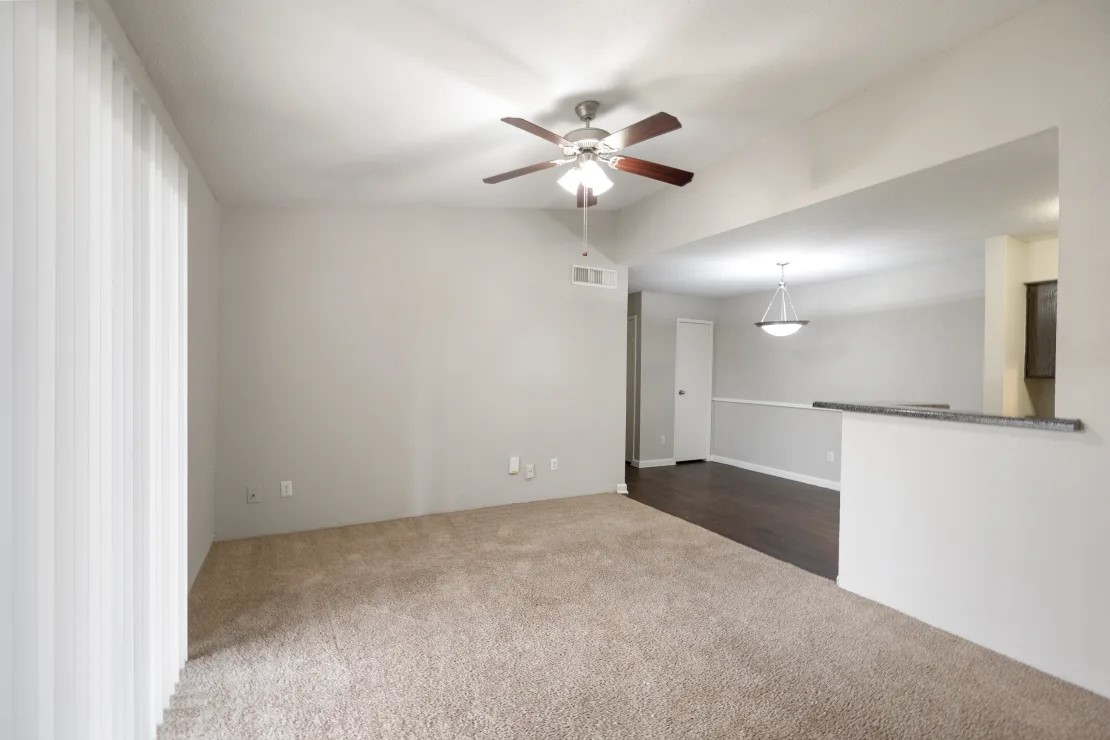 2800 South Ashford Road, Unit 1605 Houston, TX 77082 - Photo 29 of 35 a view of an empty room