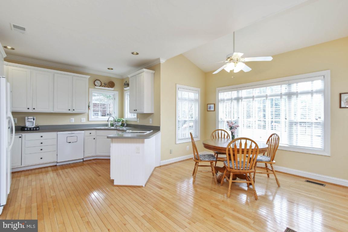 14320 Lewisdale Road Clarksburg, MD 20871 - Photo 15 of 50 Gallery Image 15