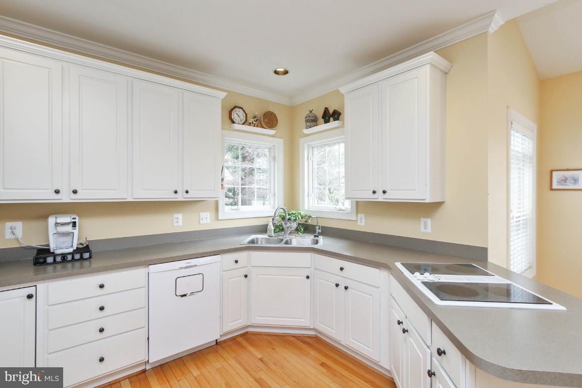 14320 Lewisdale Road Clarksburg, MD 20871 - Photo 16 of 50 Gallery Image 16