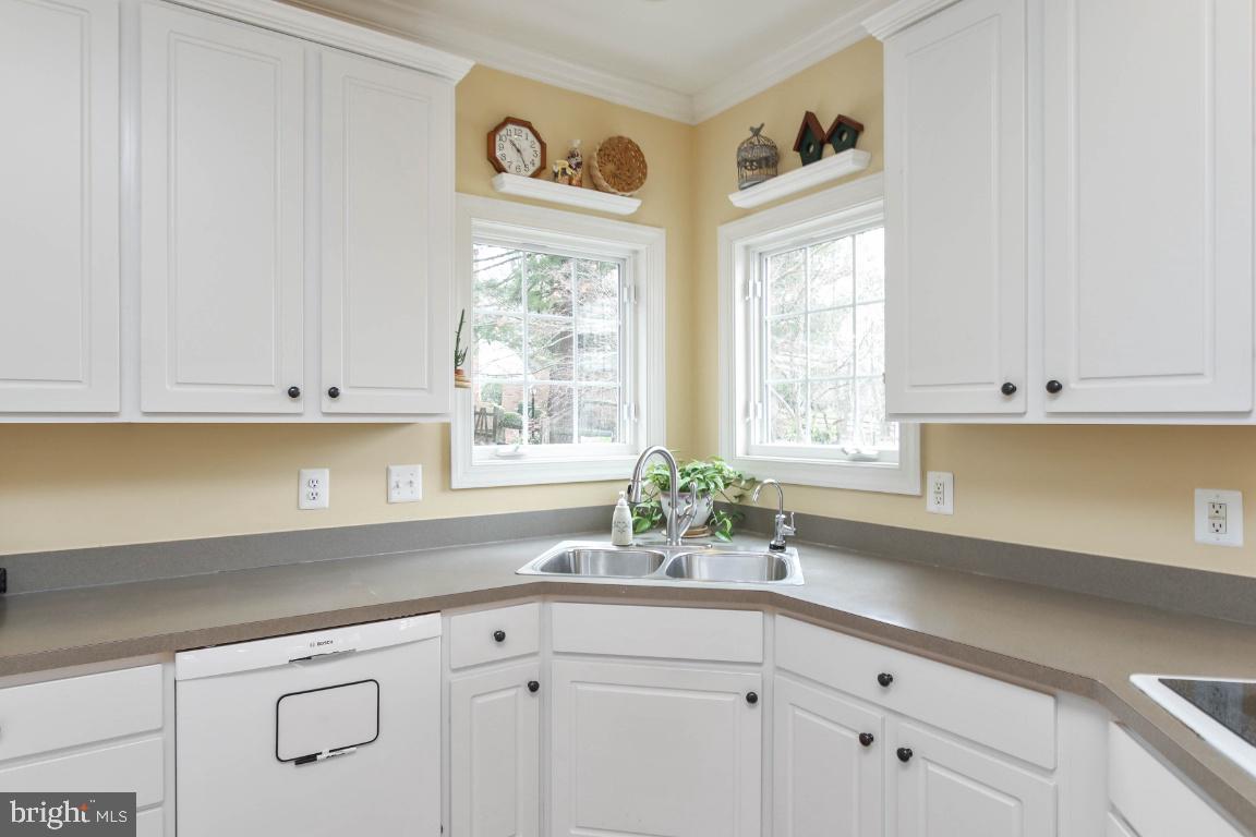 14320 Lewisdale Road Clarksburg, MD 20871 - Photo 22 of 50 Gallery Image 22