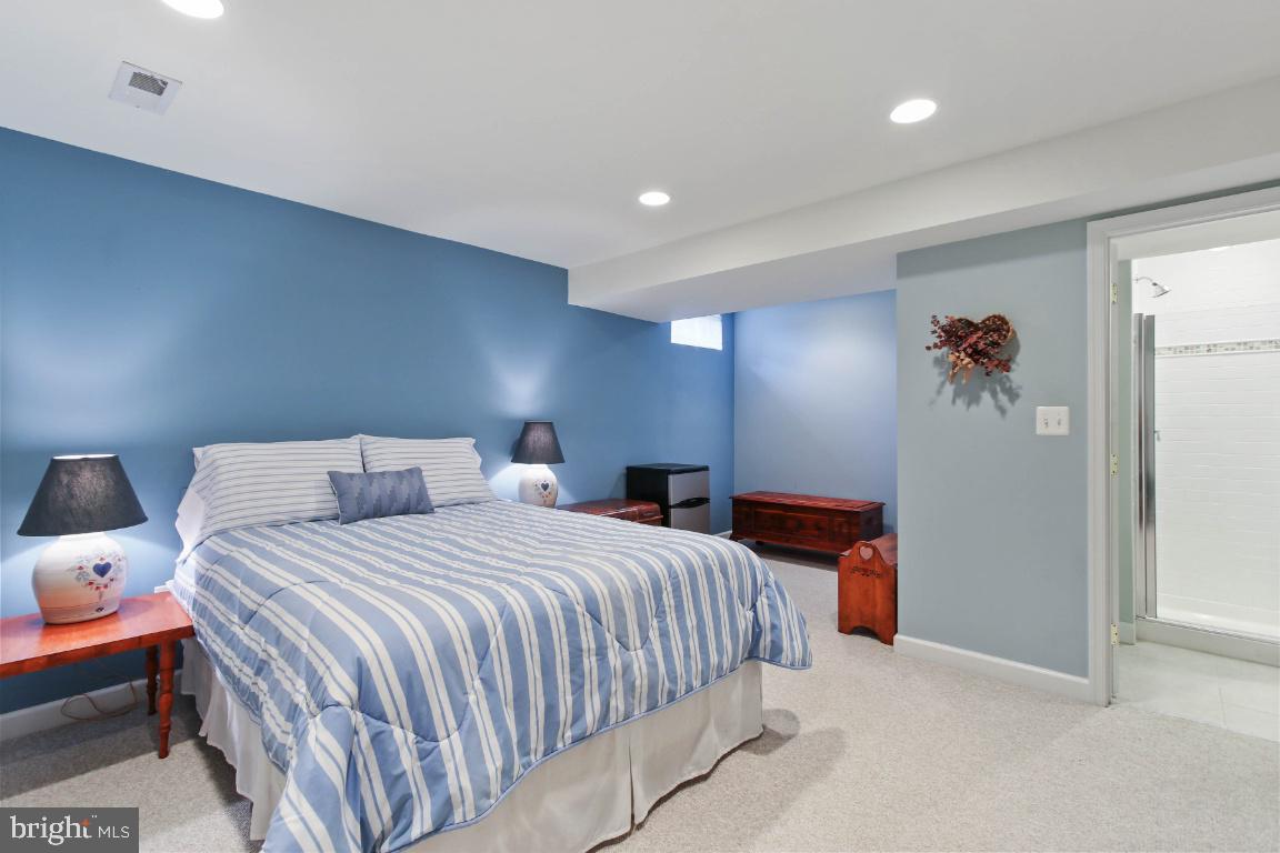 14320 Lewisdale Road Clarksburg, MD 20871 - Photo 25 of 50 Gallery Image 25