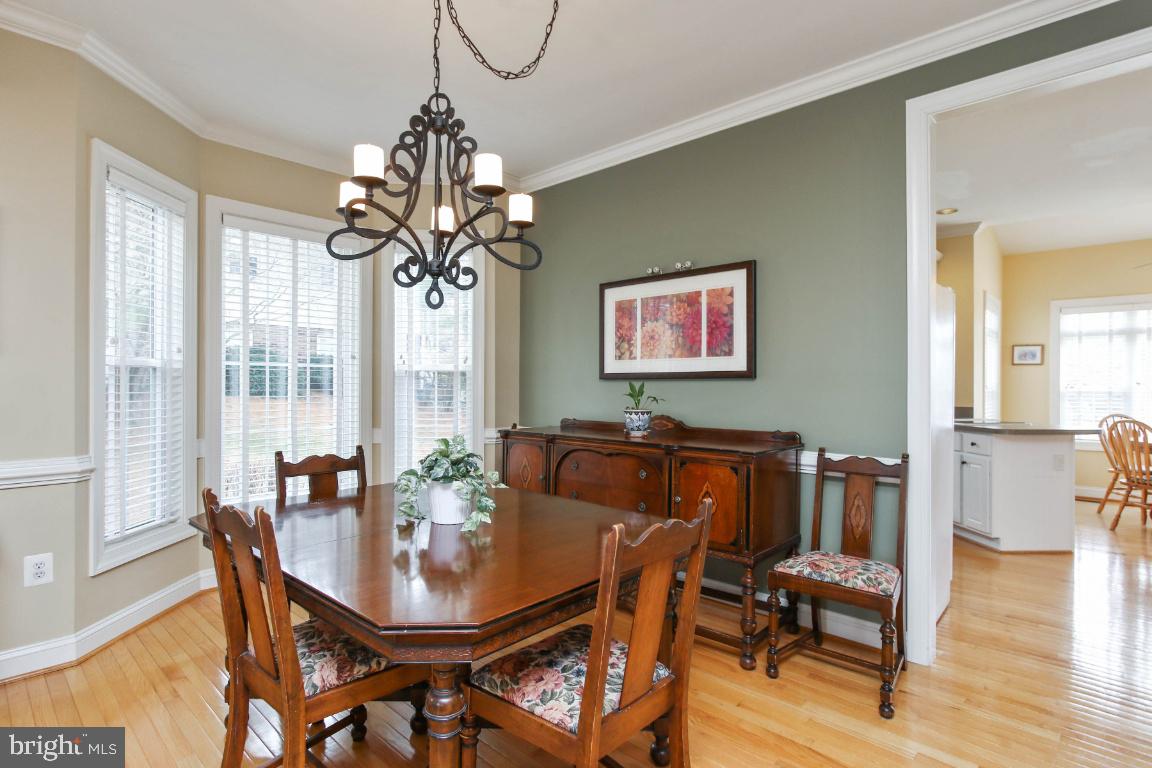 14320 Lewisdale Road Clarksburg, MD 20871 - Photo 10 of 50 Gallery Image 10