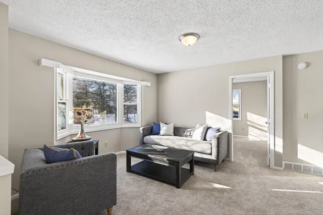 $299,900 | 100 Park Avenue, Big Lake, MN 55309