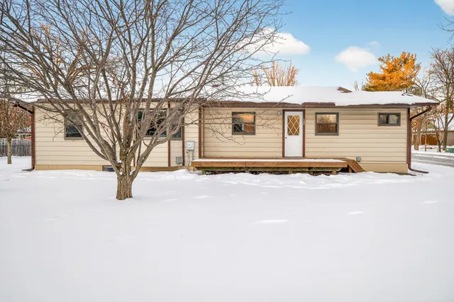 $299,900 | 100 Park Avenue, Big Lake, MN 55309