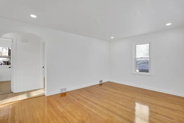 $239,900 | 47 Victoria Street, Springfield, MA 01104