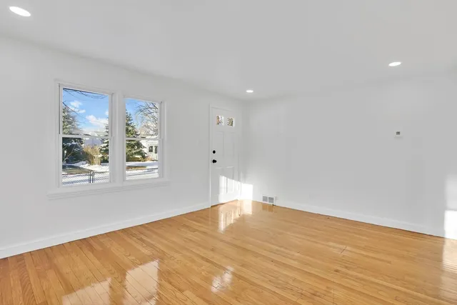 $239,900 | 47 Victoria Street, Springfield, MA 01104