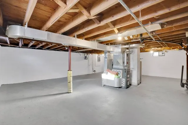 $239,900 | 47 Victoria Street, Springfield, MA 01104