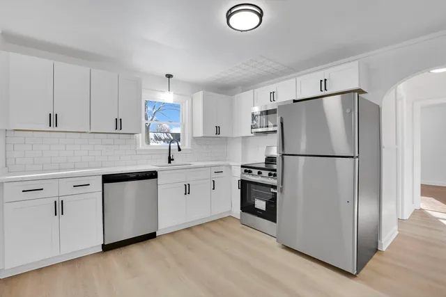 $239,900 | 47 Victoria Street, Springfield, MA 01104