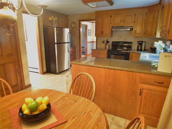 7 Barnard Road Marlborough, MA 01752 - Photo 8 of 27 Gallery Image 8
